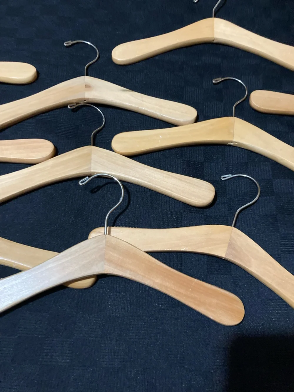 The Unbranded Brand premium wooden